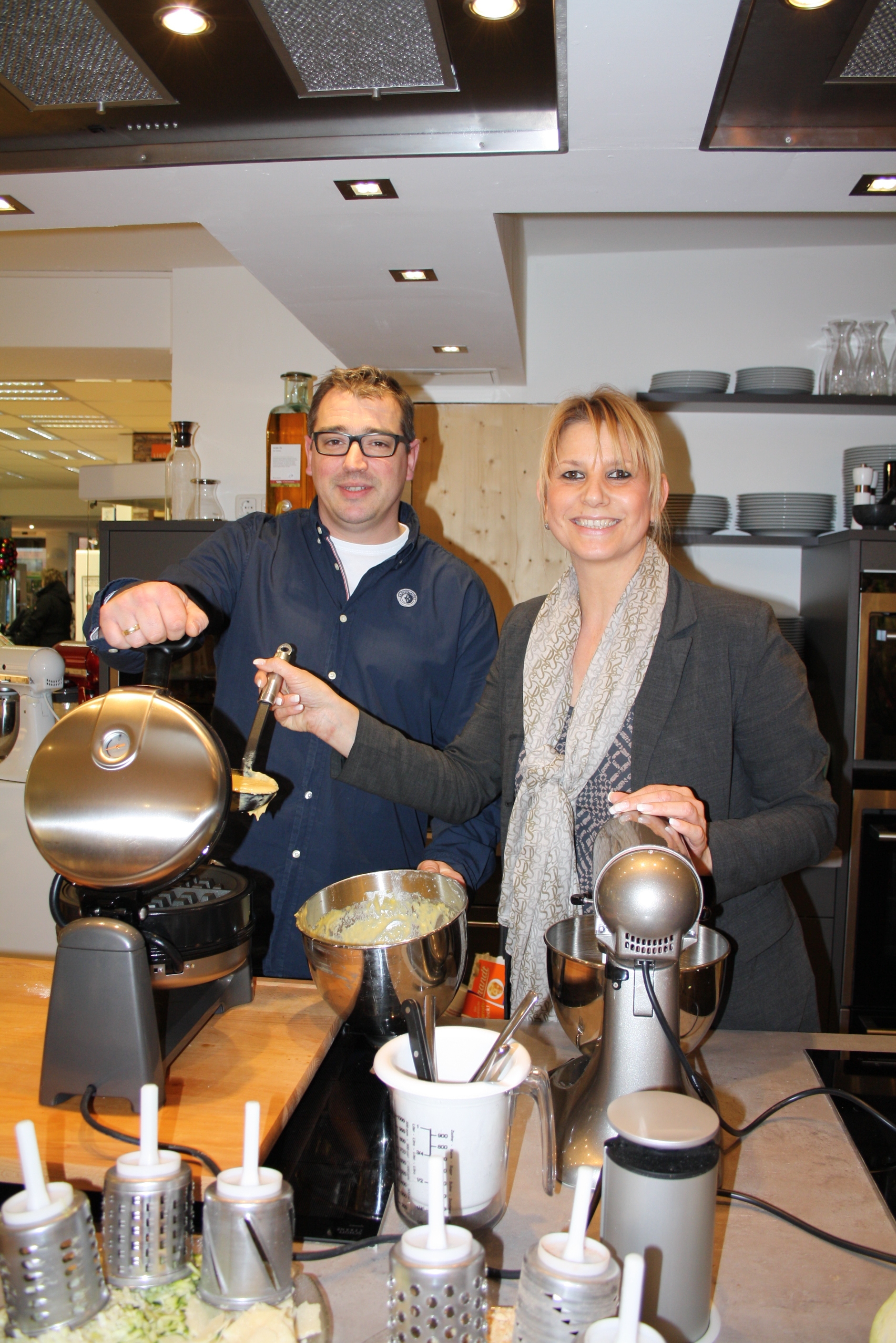 Frank Merkle und Petra Halbeck zeigten bei Druse Kochwelten, wie einfach man mit Kitchen-Aid leckere Gerichte zaubern kann