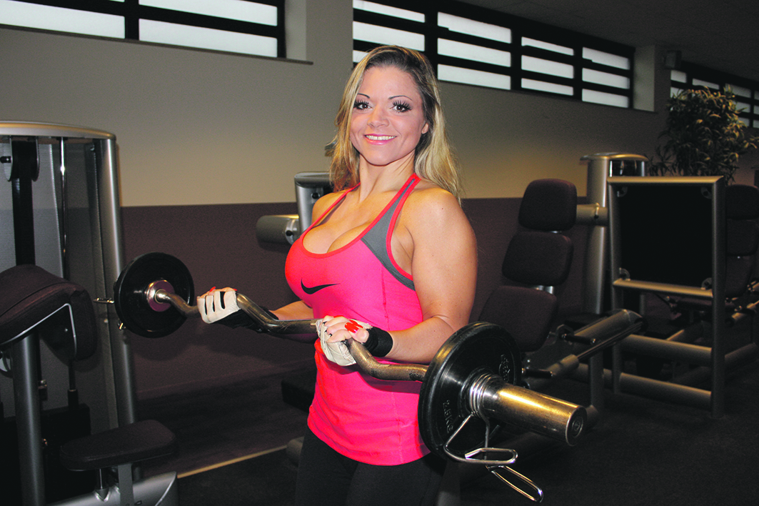 In der Fitnessfabrik in Buchholz macht sich Jana Wagenhuber fit für den Kampf gegen Tatjana Gsell