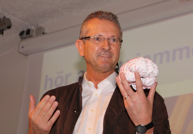 Stelling: "Das Gehirn ist faul und träge."