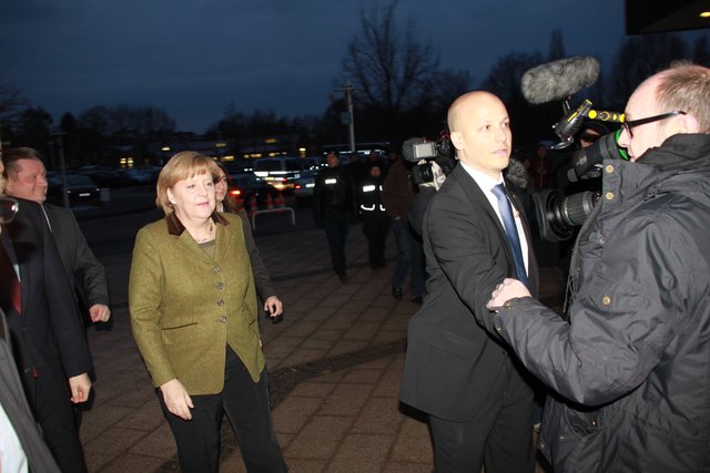 Ankunft der Bundeskanzlerin Angela Merkel im Stadeum in Stade
