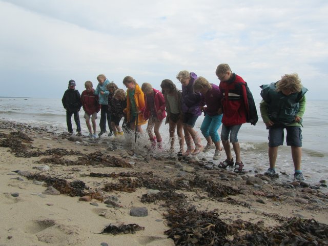 Planschen am Meeresstrand - ein Vergnügen