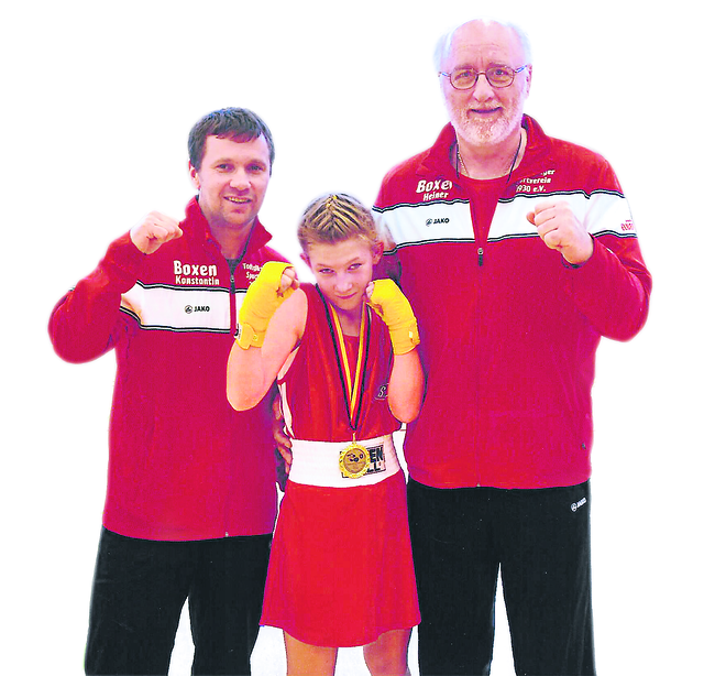 Joana Kölln mit ihren Trainern Heiner Toedter (re.) und Konstantin Krivoscheev | Foto: oh