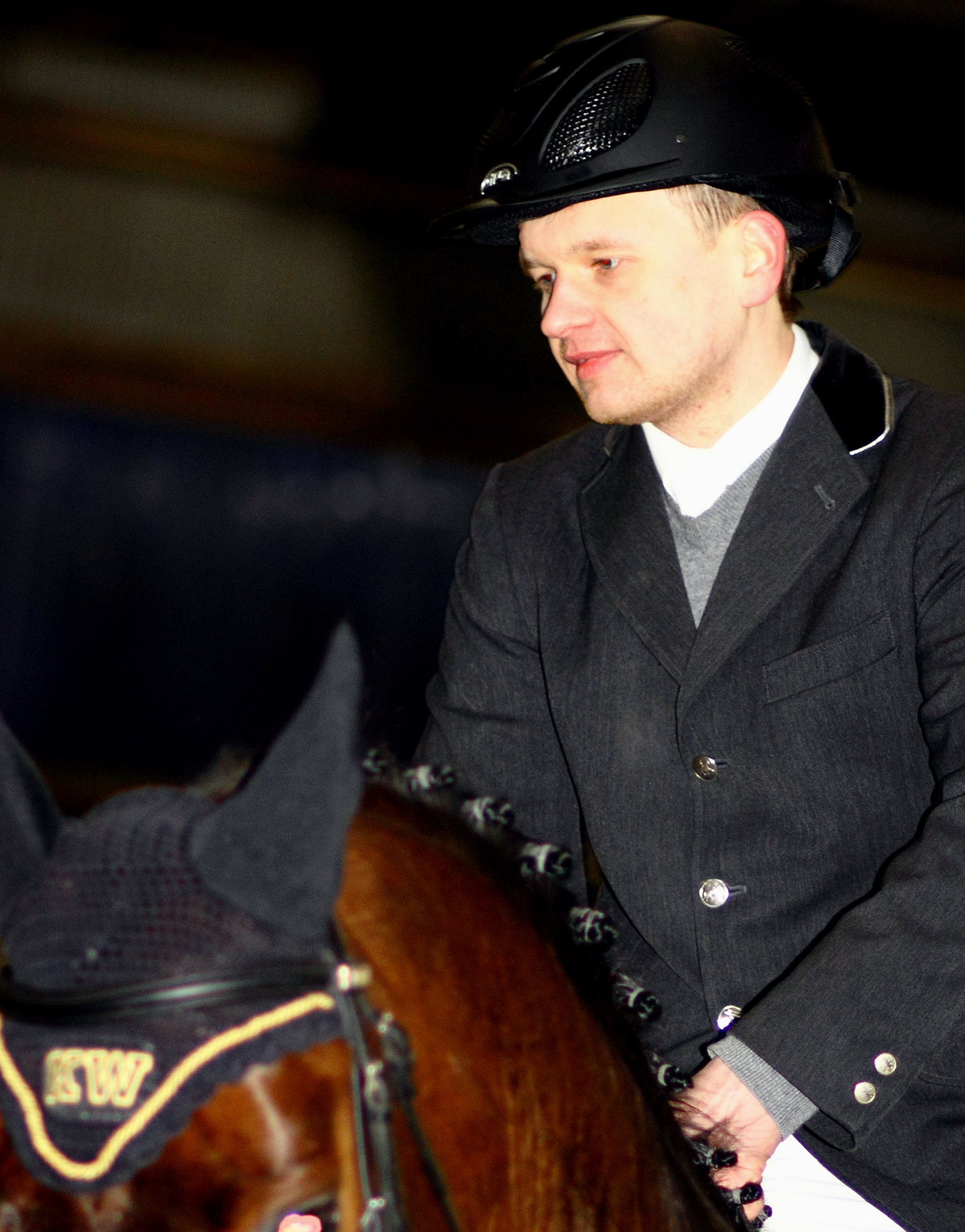 Konrad Wolf (RFV Meckelfeld) gewann das Zwei-Sterne-M-Springen in Sieversen