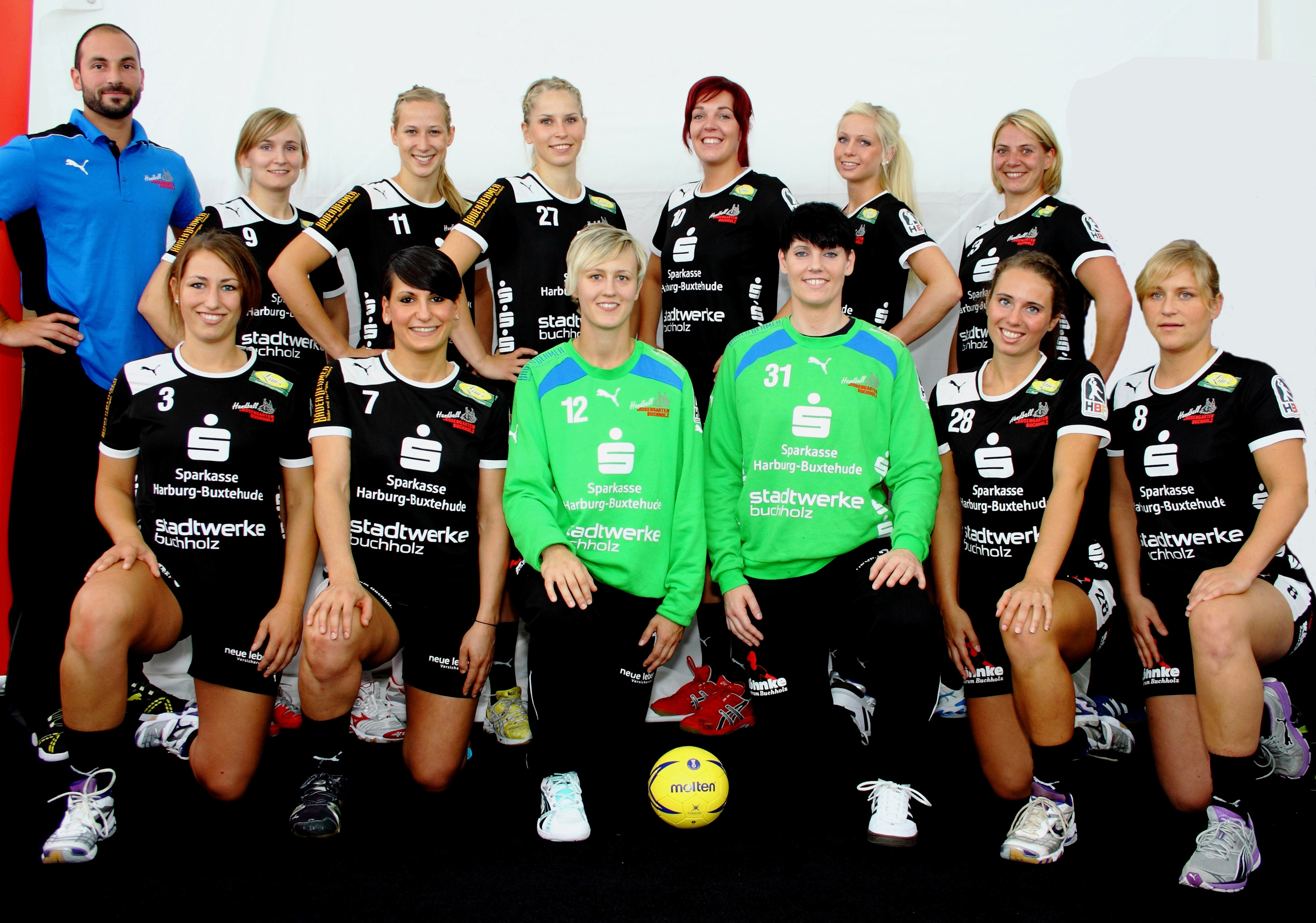 Für das Heimspiel am 6. April gegen SG 09 Kirchhof hat Handball-Zweitligist SGH Rosengarten-Buchholz mit Trainer Patrice Giron über Ostern neue Lust geschöpft