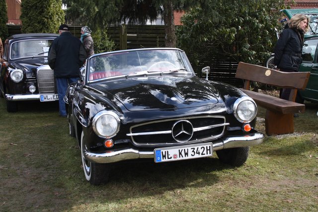 Einen glänzenden Auftritt legte dieser Mercedes hin
