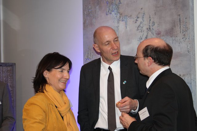 Wirtschaftsförderin Kerstin Maack. Jens Klein und Prof. Dr.-Ing. Martin Betzler von der Hochschule 21