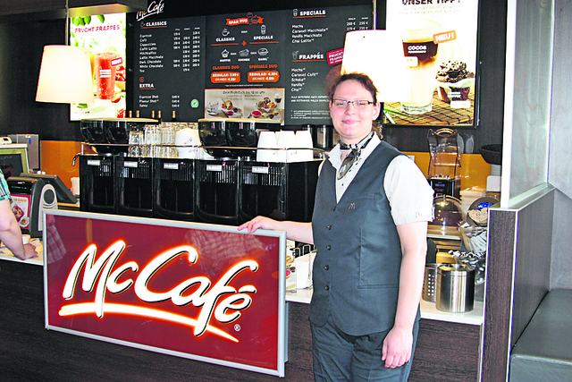 Isabelle Erdmann ist McDonald's-Restaurantmanagerin in Dibbersen