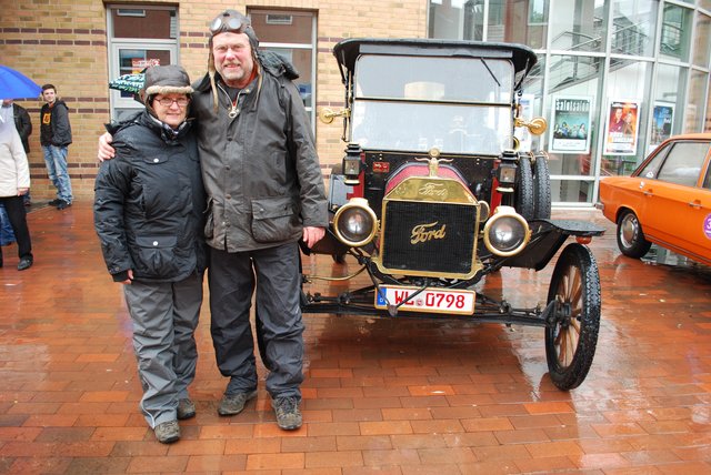 Helga und Rainer Linke fuhren das älteste Fahrzeug der Tour, einen Ford T14, Baujahr 1913, mit 20 PS