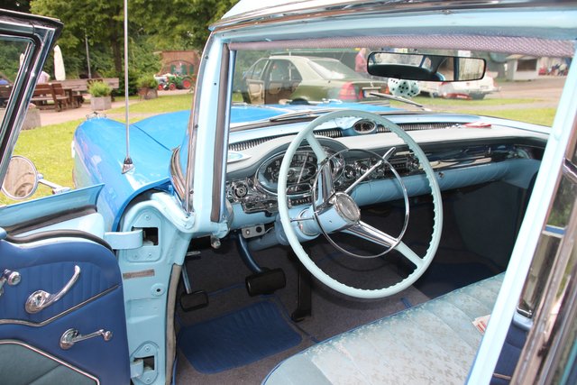 Blick ins Oldsmobile