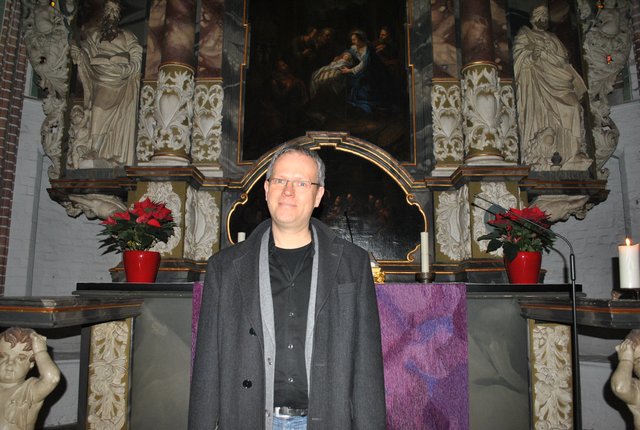 Pastor Oliver Friedrich denkt im WOCHENBLATT-Interview über seine Kirchengemeinde nach