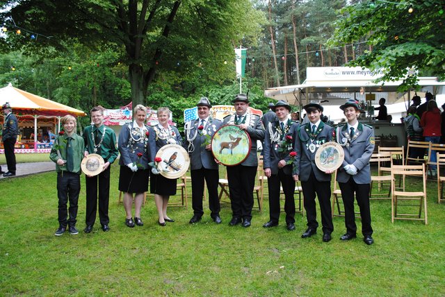 Die versammelten Garstedter Majestäten