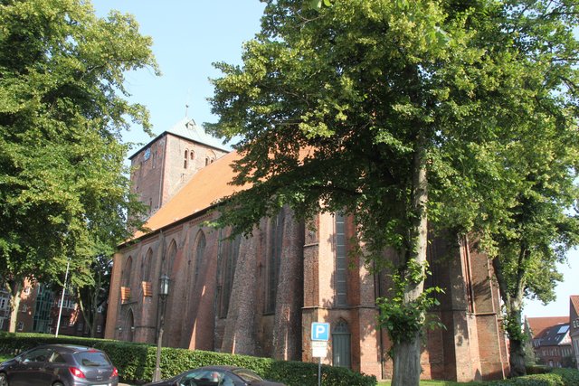 Die St. Wilhadi-Kirche wurde im 14. Jahrhundert erbaut