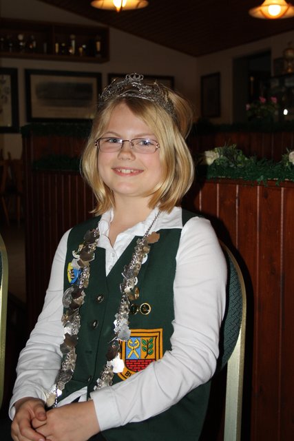 Jara Kalinna (10) und...