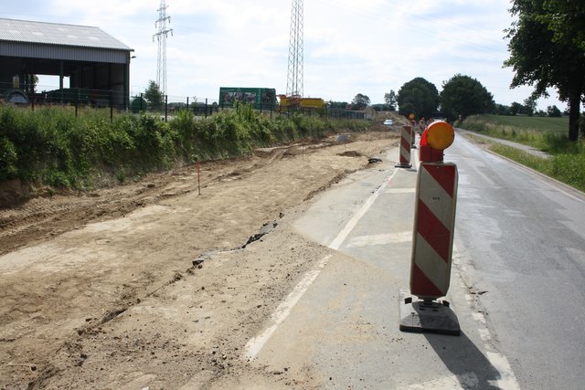 Die Eckeler Straße erhält eine neue Abbiegespur und ist derzeit nur einspurig befahrbar