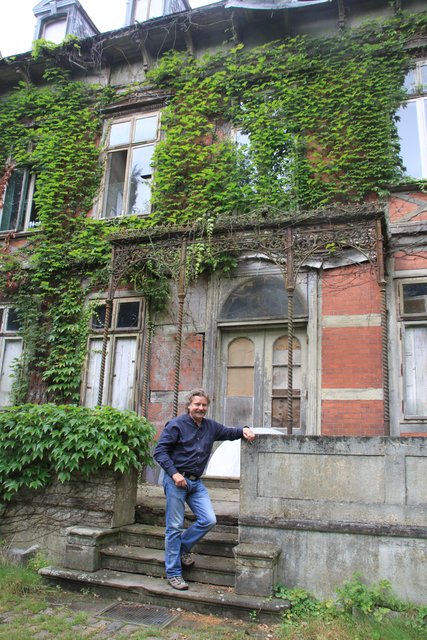 Ist zwar nicht der "Schlossherr", aber kümmert sich um die Sanierung der Jugendstilvilla: Architekt Jens Wilke