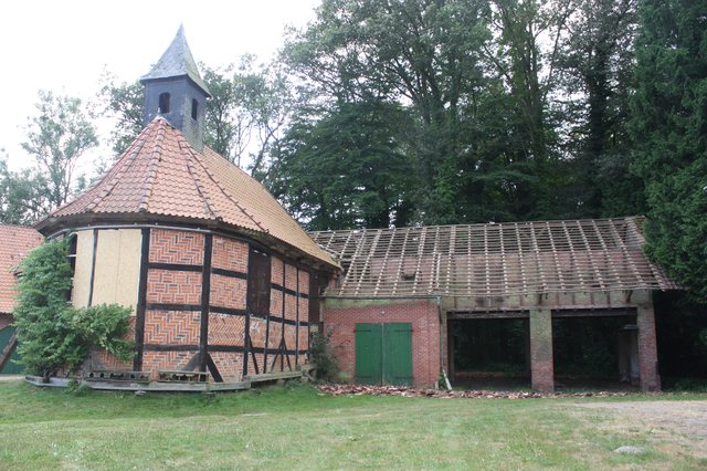 Der Kornboden neben der Kapelle wurde in den vergangenen Tagen abgerissen