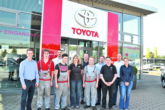 Das Team des Autohauses S+K Toyota am Trelder Berg steht für besten Service