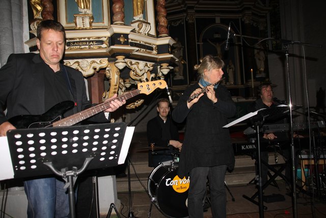Die Kirchenband "Convoice" spielte