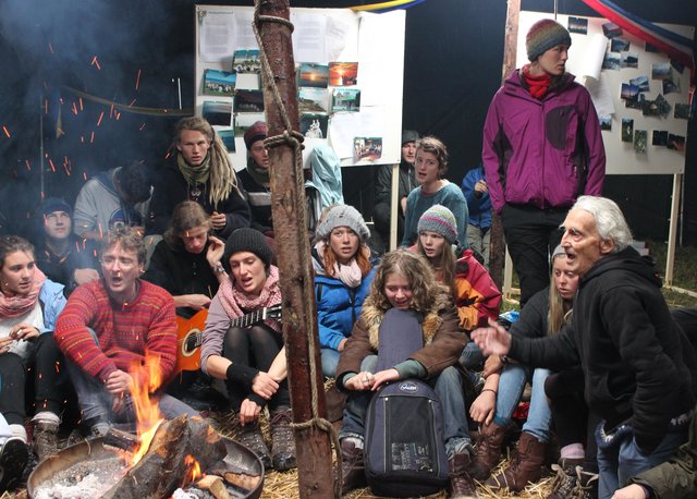 Gesang der Generationen: Auf dem Meißnerlager gab es keine Berührungsängste zwischen Alt und Jung