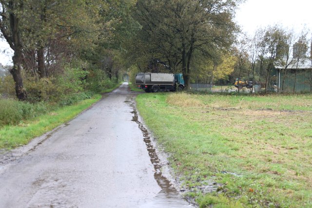 Der Zufahrtsweg "Auf den Bleeken" ist möglicherweise nicht für den Schwerlastverkehr ausgerichtet