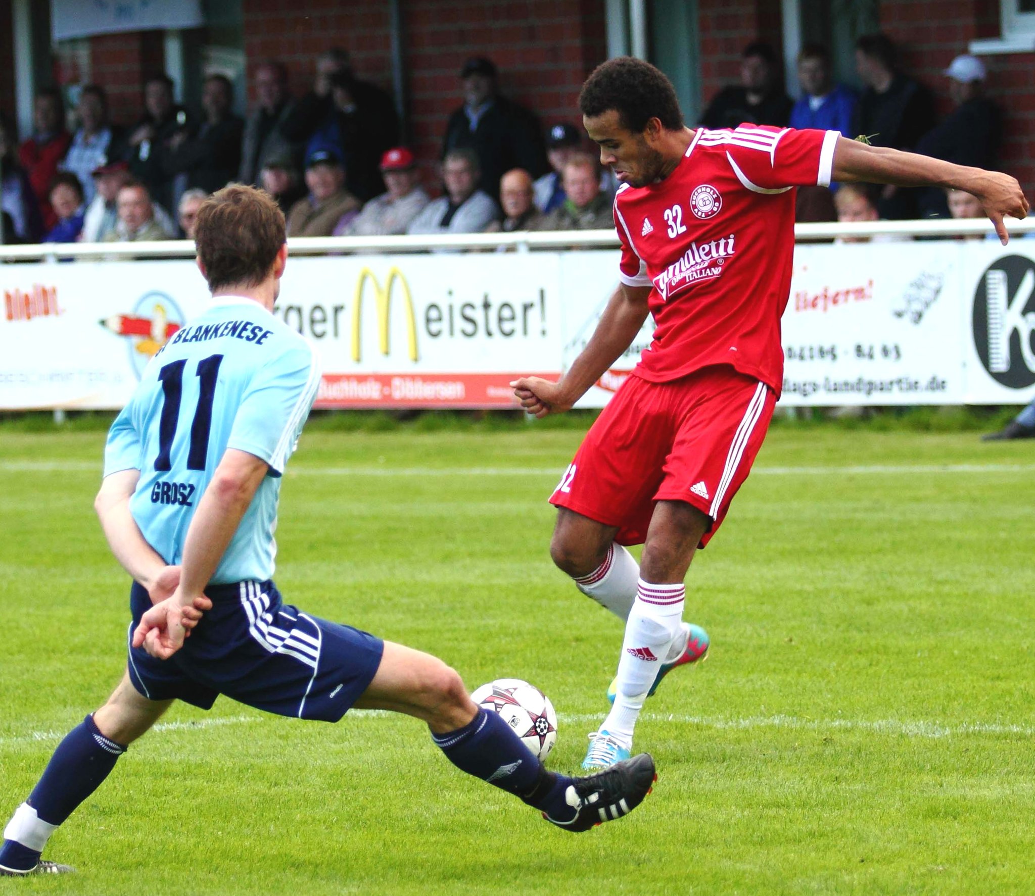 „Louca ist aus dem 08Kader raus!“ Buchholz