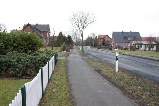 Die Straße Huttfleth in Steinkirchen