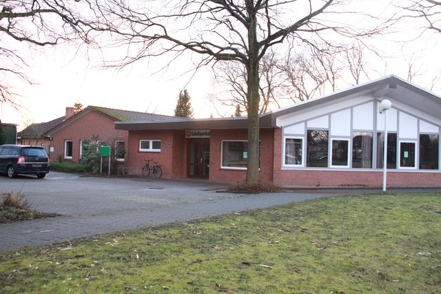 An den Eingangsbereich der Schützenhalle könnte das öffentliche WC angebaut werden
