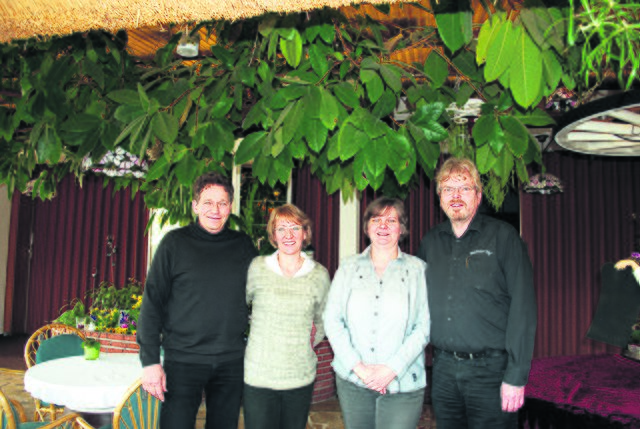 Das Inhaber-Team des "Heidenauer Hofs" (v.li.): Jörn und Anette Randt sowie Marina und Carsten Bellmann