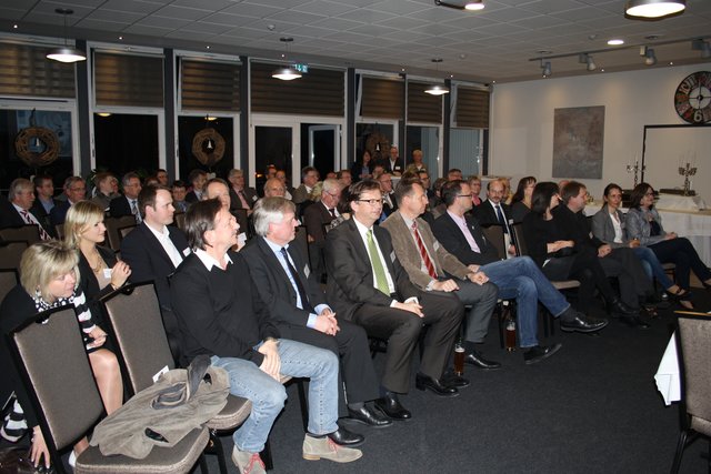 Die Mitglieder hören aufmerksam zu, welche Projekte der WFV umsetzen möchte