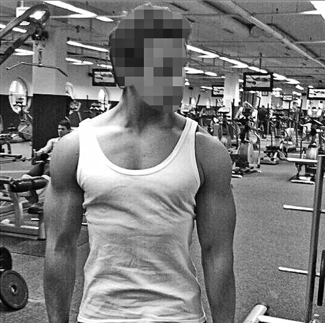 Schweigt: Der tatverdächtige Bruder der Toten