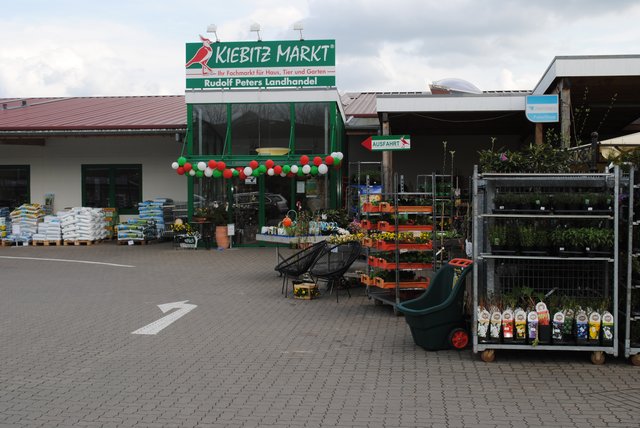 Der Kiebitzmarkt offeriert hochwertige Produkte rund um Garten, Haus und Hof, Heim und Haustier, Pferd und Reiter sowie Freizeitbekleidung | Foto: thl
