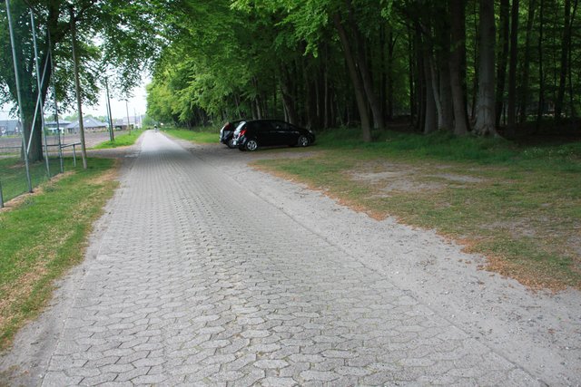 Am "Brink" in Himmelpforten sollen befestigte Pkw-Stellplätze für Nutzer des Waldsportplatzes entstehen