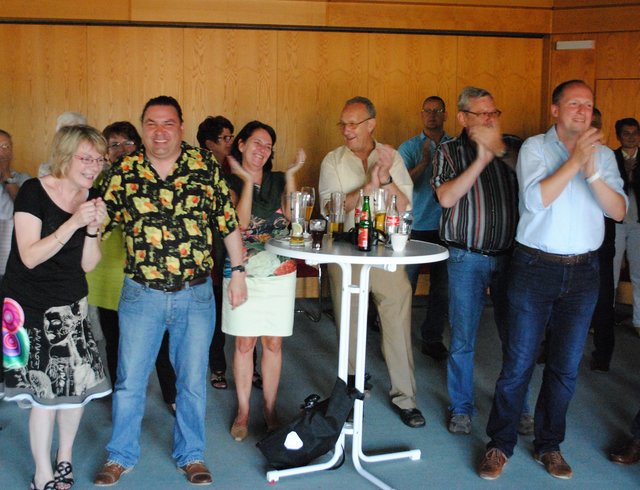 Applaus brandete im Ratssaal auf, als das Ergebnis feststand