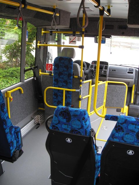 Fahrgastraum des Bürgerbusses mit Sitzplätzen für acht Passagiere | Foto: oh