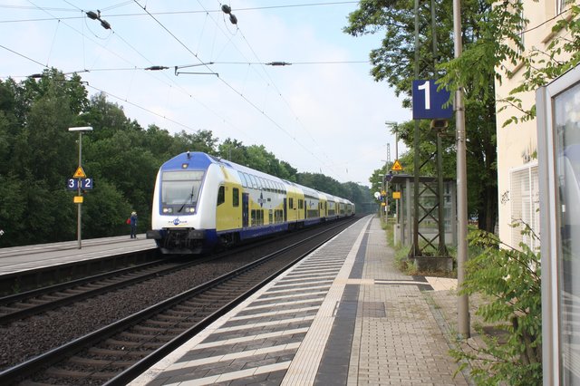 Gewohntes Bild: Die meisten Metronom-Züge in Sprötze halten am Bahnsteig 2/3