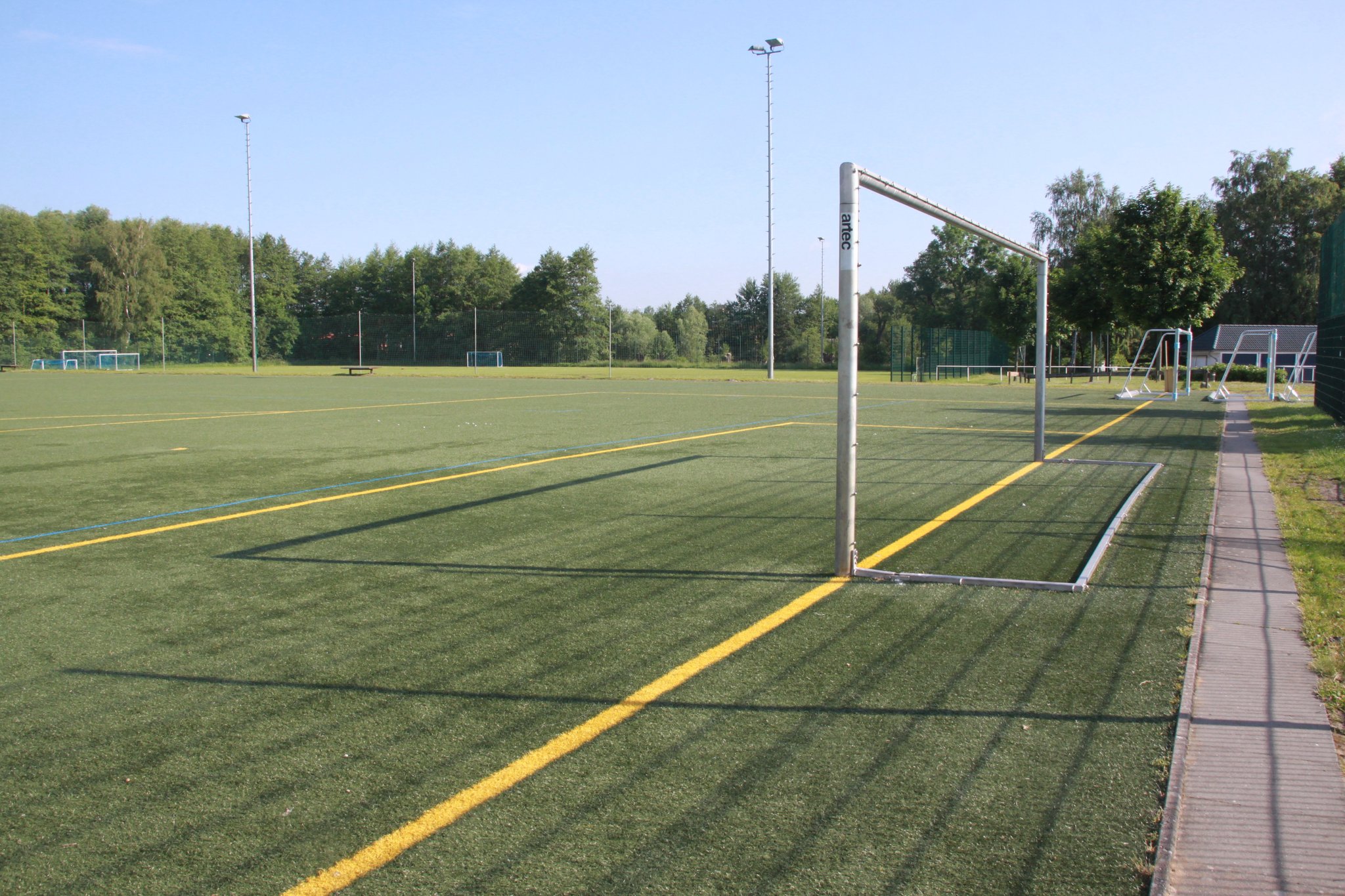 Kunstrasen Platz Gerettet Stade
