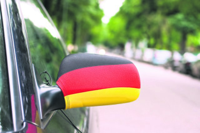 Ebenfalls beliebt: die "Car-Bikinis"