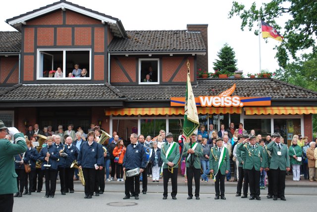 Auch das Airbus-Orchester musizierte in Todtglüsingen