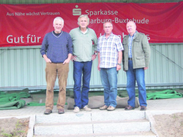 Der neue „Naturbühne“-Vorstand (v. li.): Helmut Meyer, Bernd Jost, Edgar Romanowski und Karl-Peter Schuster | Foto: Naturbühne Jesteburg