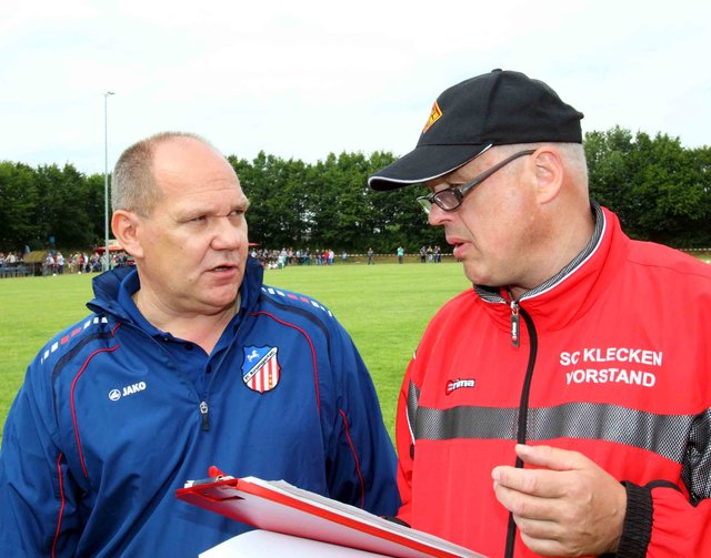 Karsten Egler (li) im Gespräch mit Jens Franke