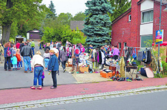 Ein Muss für alle Schnäppchenjäger: der "Jesteburger Insel Flohmarkt Fest" | Foto: oh