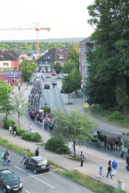 Der imposante Ummarsch beim Schützenfest im vergangenen Jahr | Foto: oh