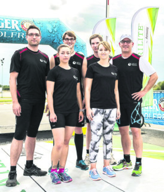 Das Läuferteam bei der jüngsten Aktion (v. li.): Leif, Julia, Nils, Mark, Theresa und Gunter | Foto: oh