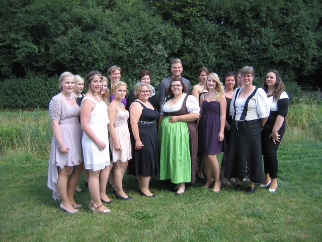 Eine weitere Gruppe der frisch gebackenen Pflegefachkräfte