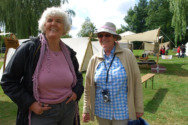 Marion Peschko (li.) und Uschi Becker waren begeistert vom Sommerfest