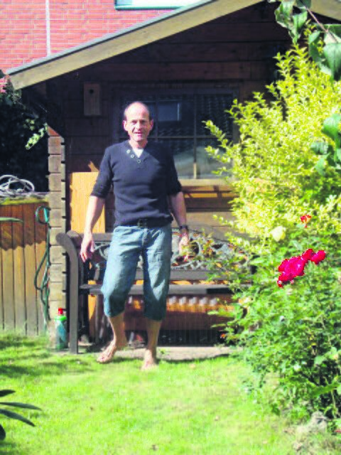 Ein Foto aus diesem Jahr: Mario Borchert in seinem Garten in Tostedt | Foto: oh