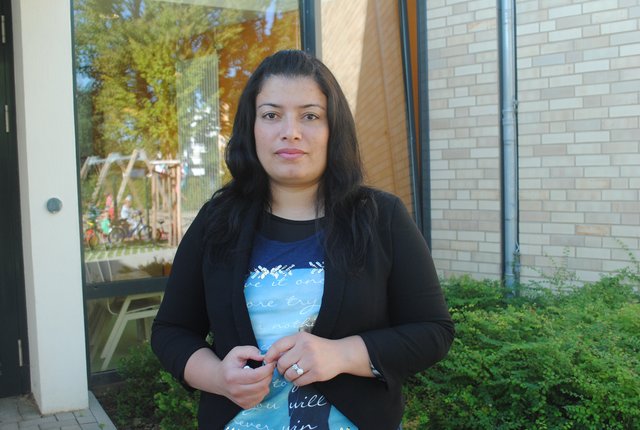 Yasmin Al Hussin ist manchmal so verzweifelt, wenn die Sorge um ihre Familie übergroß wird, dass sie wünschte, sie wäre selbst wieder in Syrien.