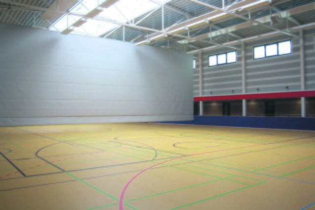 Ein Blick in die neue Sporthalle
