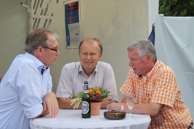 Bürgermeister im Gespräch: Peter Sommer, Samtgemeinde Apensen, Gerhard Frolian, Samtgemeinde Horneburg und Gerd Hubert, Gemeinde Jork