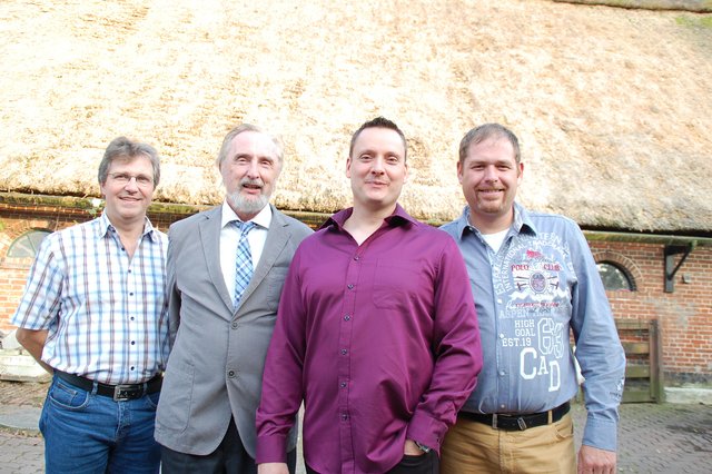 Die FWG Drochtersen mit ihrem Kandidaten (v.li.): Sönke Koch, Cornelius van Lessen, Matthias Schwed und Rolf Suhr